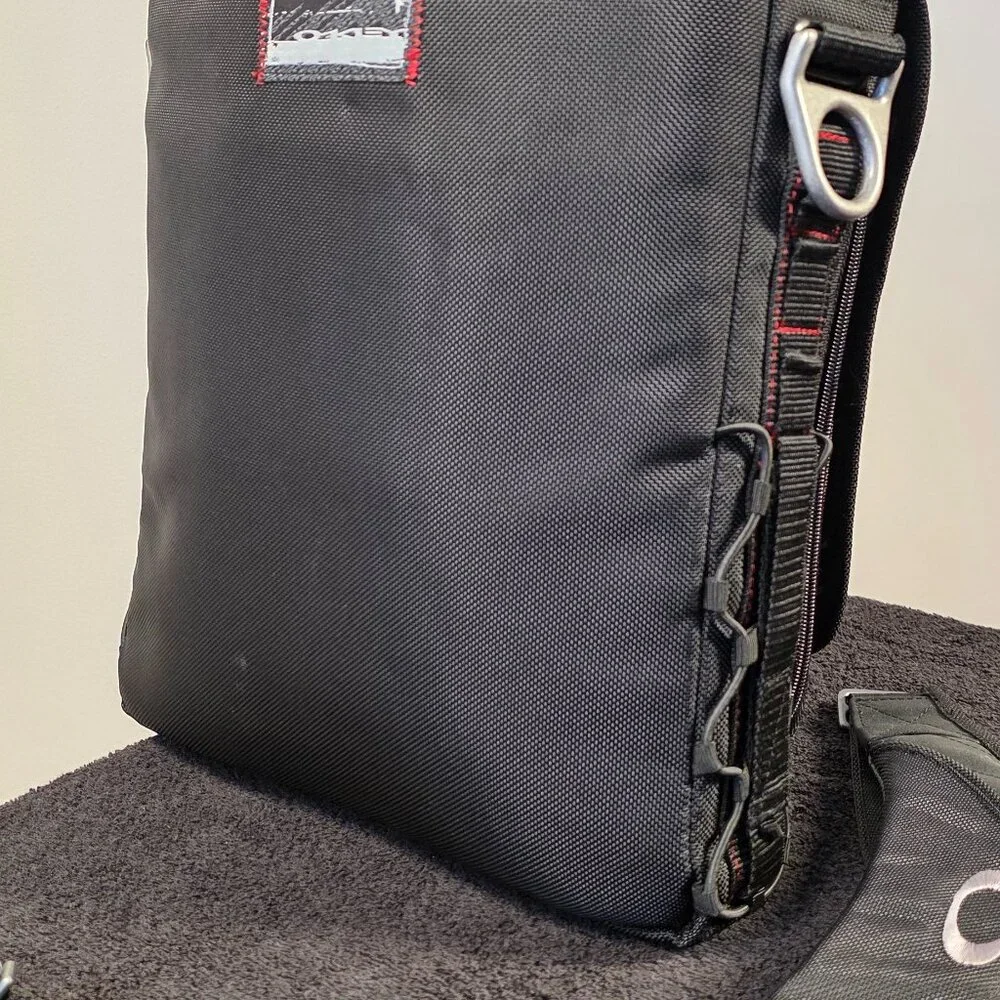 OAKLEY Industrial Tactical Field Gear Vertical Computer Laptop Bag